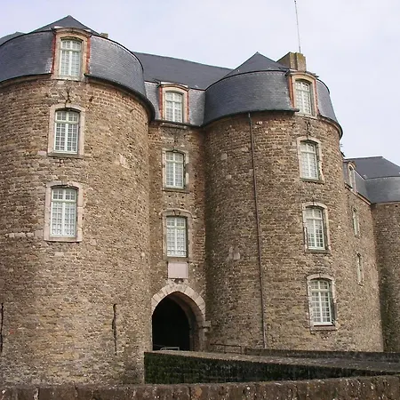 Semesterbostad La Petite Maison